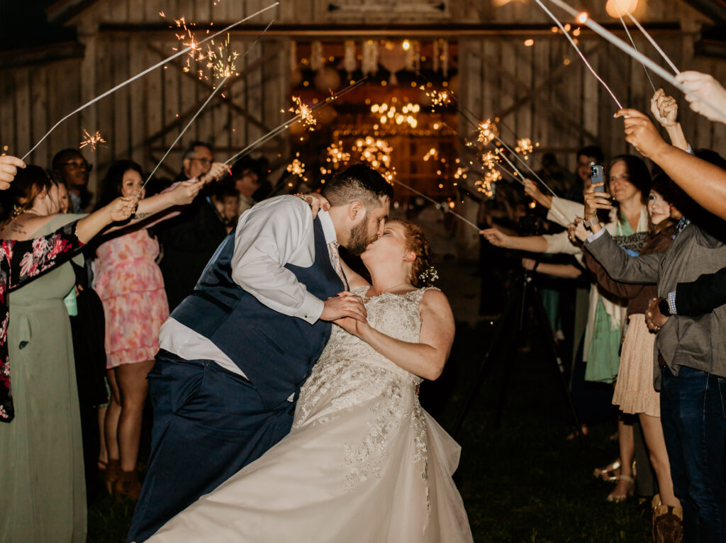 A Dreamy Wedding at The Barn At Willow Creek
